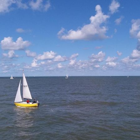 Zeezicht Nieuwpoort - Springvloed Lägenhet Exteriör bild