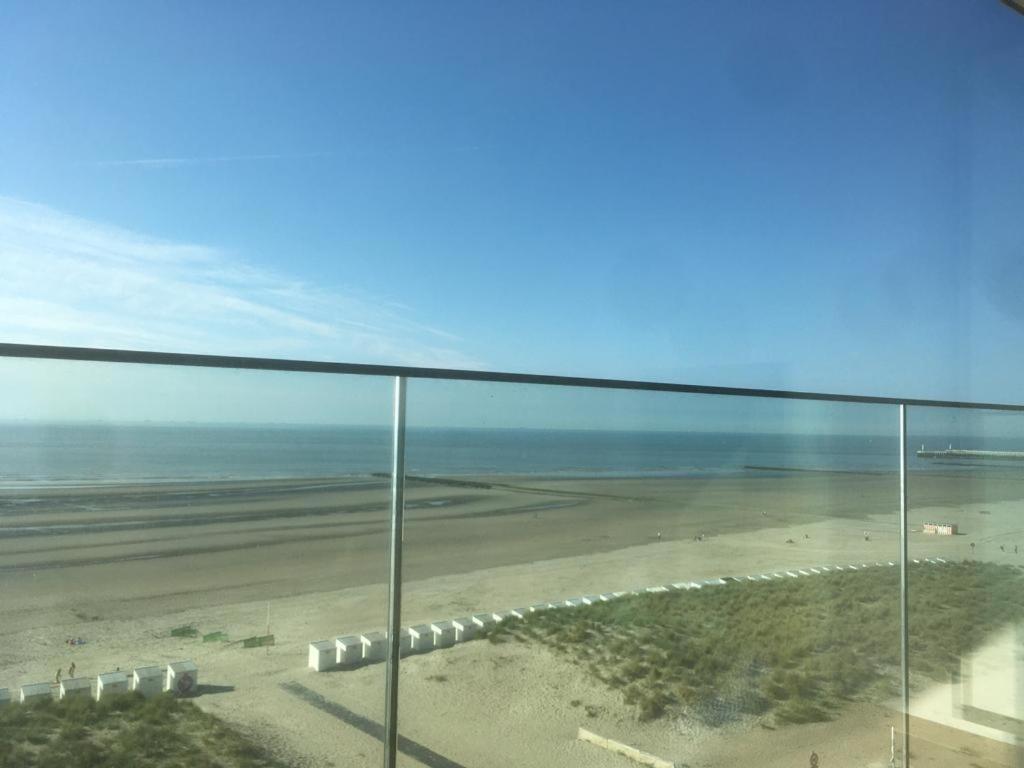 Zeezicht Nieuwpoort - Springvloed Lägenhet Exteriör bild
